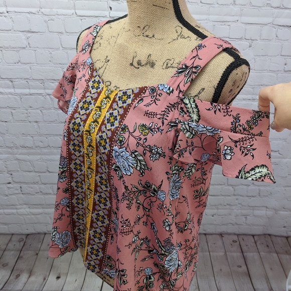 Dina Be Cold Shoulder Shirt Small - Picture 6 of 7